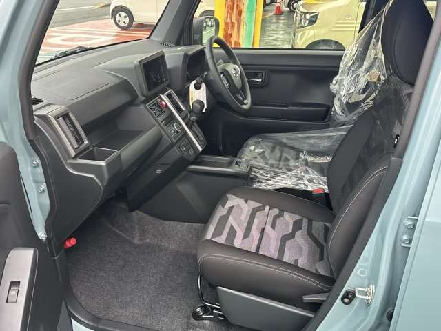 ダイハツ タフト ６６０ Ｇターボ ダーククロム ベンチャー R6年 (東海) 99