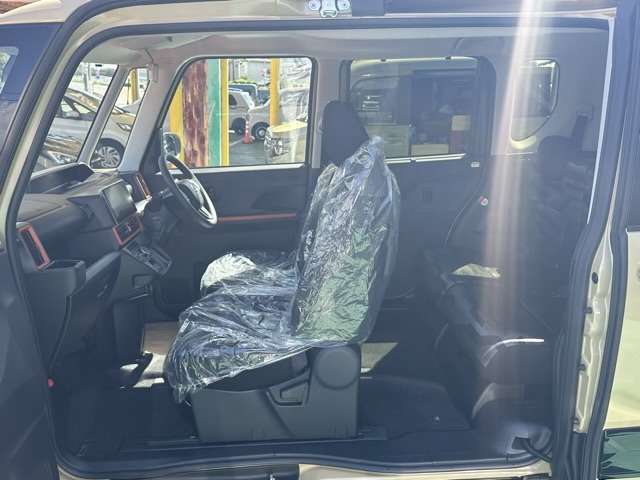 ダイハツ タント ６６０ ファンクロス R6年 (東海) 99