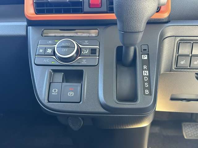 ダイハツ タント ６６０ ファンクロス R6年 (東海) 99