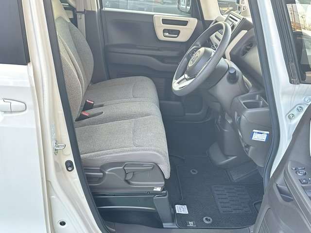 ホンダ Ｎ　ＢＯＸ ６６０ Ｌ R4年 (東海) 99