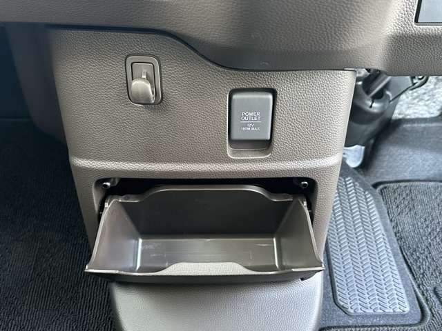 ホンダ Ｎ　ＢＯＸ ６６０ Ｌ R4年 (東海) 99