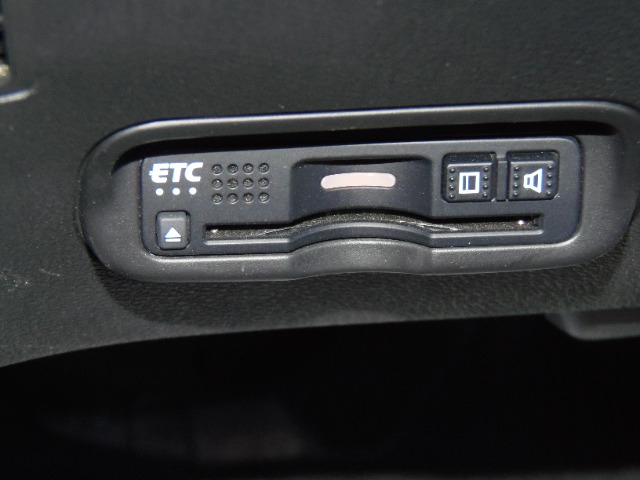 ホンダ ヴェゼル １．５ ハイブリッド Ｘ ホンダセンシング H30年 (東海) 99