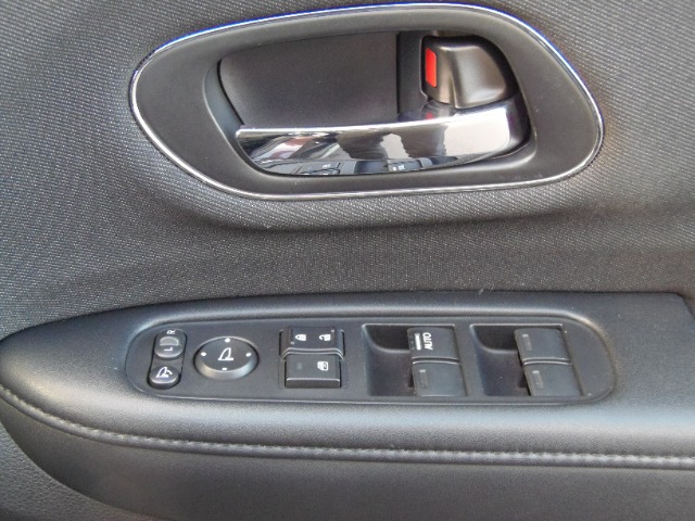 ホンダ ヴェゼル １．５ ハイブリッド Ｘ ホンダセンシング H30年 (東海) 99