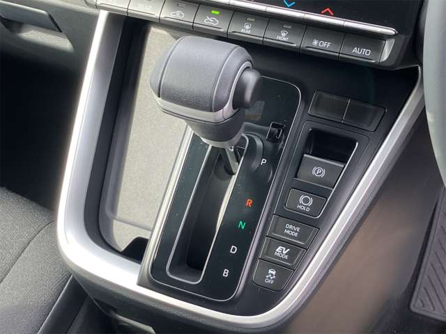 トヨタ ヴォクシー １．８ ハイブリッド Ｓ－Ｇ R6年 (東海) 99