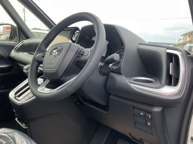 トヨタ ヴォクシー １．８ ハイブリッド Ｓ－Ｇ R6年 (東海) 99