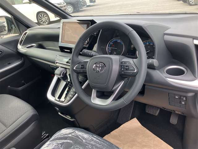 トヨタ ヴォクシー １．８ ハイブリッド Ｓ－Ｇ R6年 (東海) 99