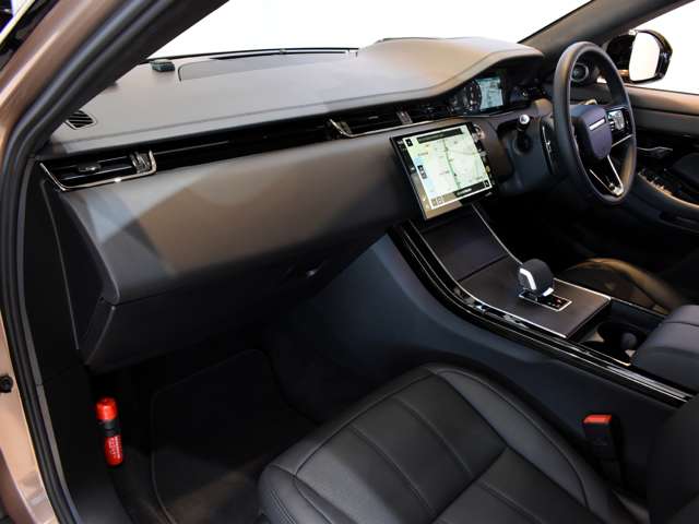 ランドローバー レンジローバーイヴォーク オートバイオグラフィ ２．０Ｌ Ｐ２５０ ４ＷＤ R6年 (関東) 99