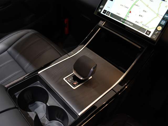 ランドローバー レンジローバーイヴォーク オートバイオグラフィ ２．０Ｌ Ｐ２５０ ４ＷＤ R6年 (関東) 99