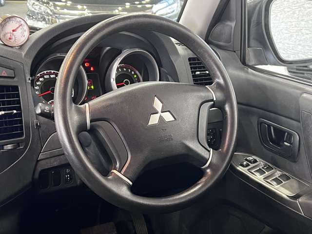 三菱 パジェロ ３．０ ロング ＧＲ ４ＷＤ H23年 (関東) 99