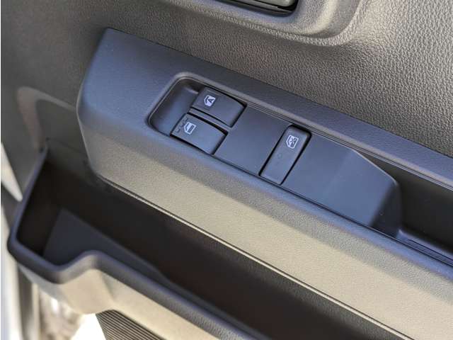 ダイハツ ハイゼットカーゴ ６６０ デラックス R6年 (関東) 99