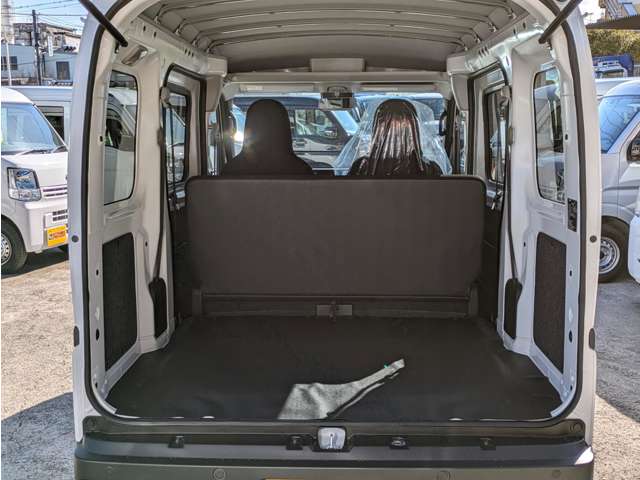 ダイハツ ハイゼットカーゴ ６６０ デラックス R6年 (関東) 99