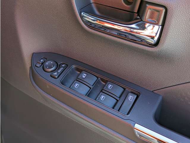 ダイハツ タント ６６０ カスタム ＲＳ R5年 (関東) 99