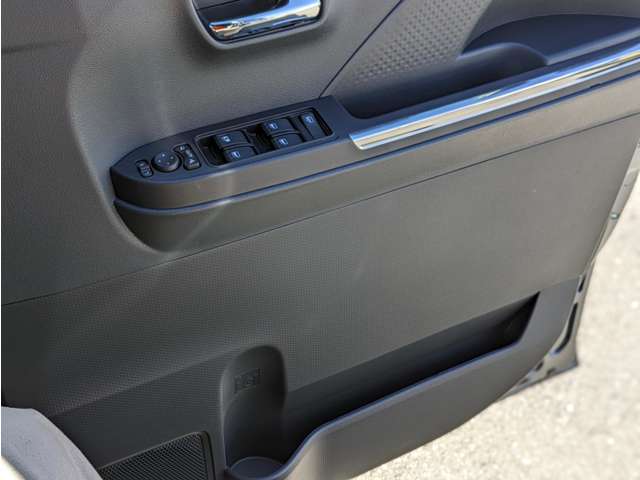 ダイハツ タント ６６０ カスタム ＲＳ R5年 (関東) 99