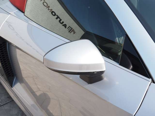 アウディ Ｒ８　スパイダー Ｖ１０ ５．２ ＦＳＩ クワトロ ４ＷＤ H30年 (近畿) 99