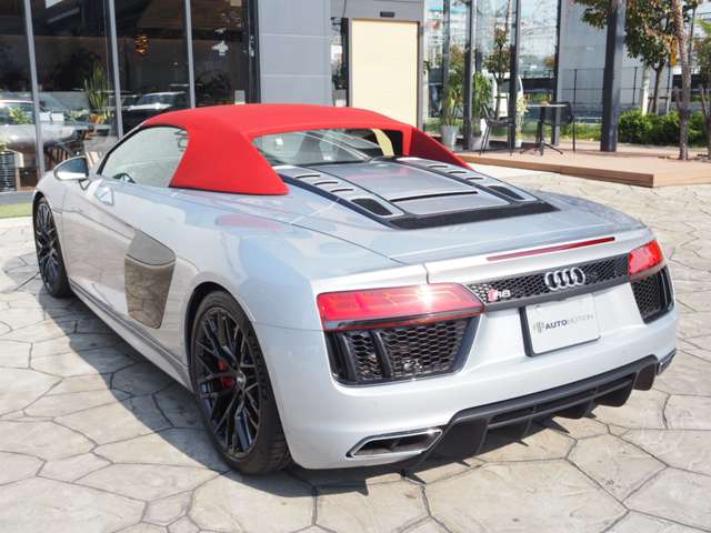 アウディ Ｒ８　スパイダー Ｖ１０ ５．２ ＦＳＩ クワトロ ４ＷＤ H30年 (近畿) 99