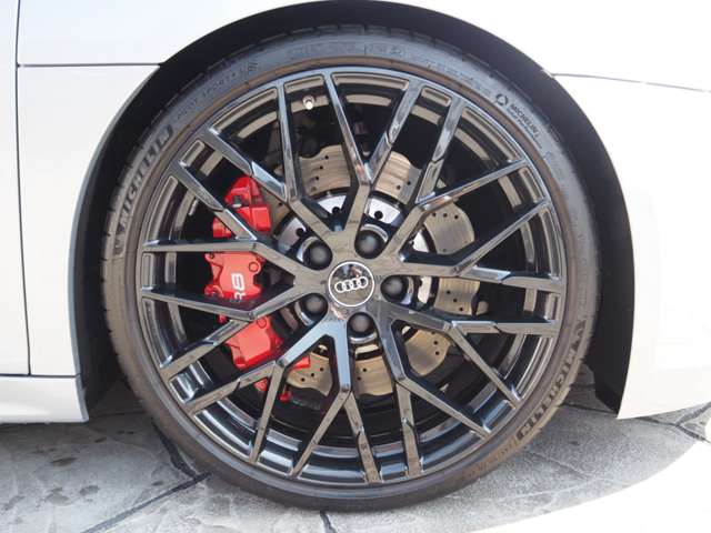 アウディ Ｒ８　スパイダー Ｖ１０ ５．２ ＦＳＩ クワトロ ４ＷＤ H30年 (近畿) 99