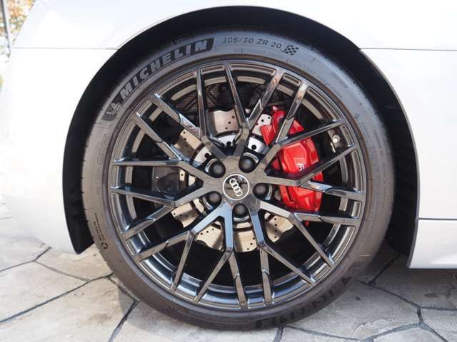 アウディ Ｒ８　スパイダー Ｖ１０ ５．２ ＦＳＩ クワトロ ４ＷＤ H30年 (近畿) 99