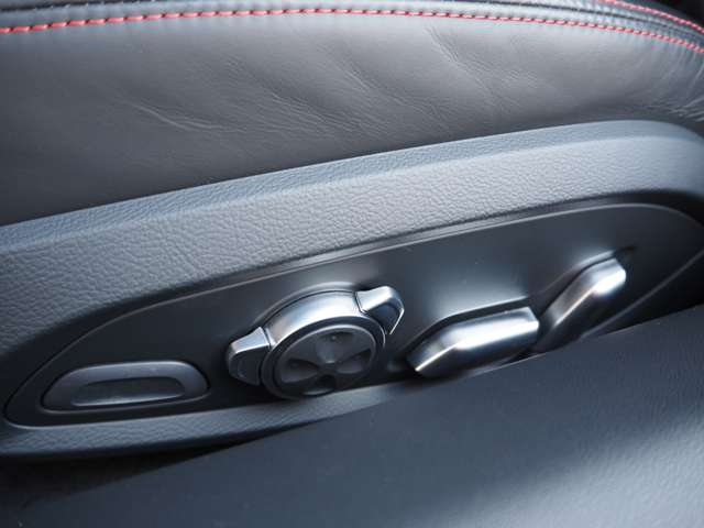 アウディ Ｒ８　スパイダー Ｖ１０ ５．２ ＦＳＩ クワトロ ４ＷＤ H30年 (近畿) 99