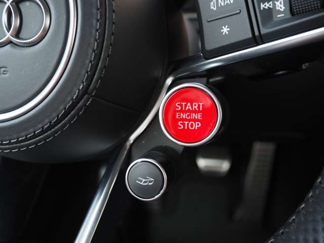 アウディ Ｒ８　スパイダー Ｖ１０ ５．２ ＦＳＩ クワトロ ４ＷＤ H30年 (近畿) 99