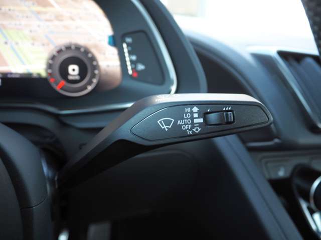 アウディ Ｒ８　スパイダー Ｖ１０ ５．２ ＦＳＩ クワトロ ４ＷＤ H30年 (近畿) 99