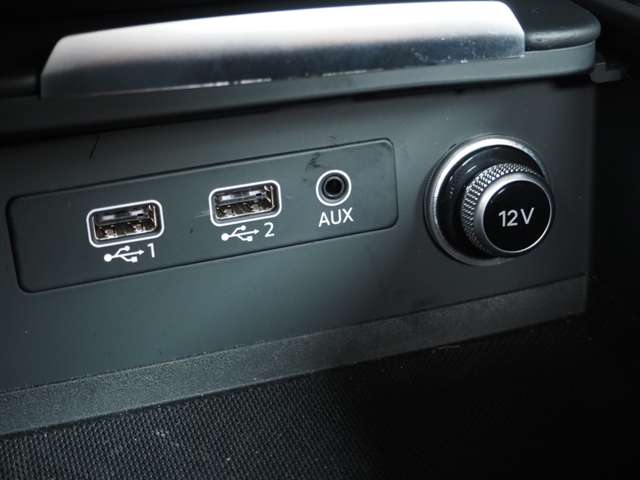 アウディ Ｒ８　スパイダー Ｖ１０ ５．２ ＦＳＩ クワトロ ４ＷＤ H30年 (近畿) 99