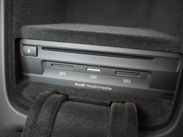 アウディ Ｒ８　スパイダー Ｖ１０ ５．２ ＦＳＩ クワトロ ４ＷＤ H30年 (近畿) 99