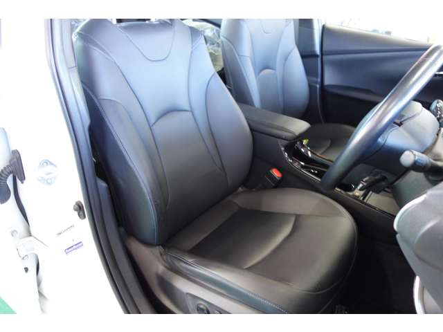 トヨタ プリウス １．８ Ａ ツーリングセレクション R2年 () 99