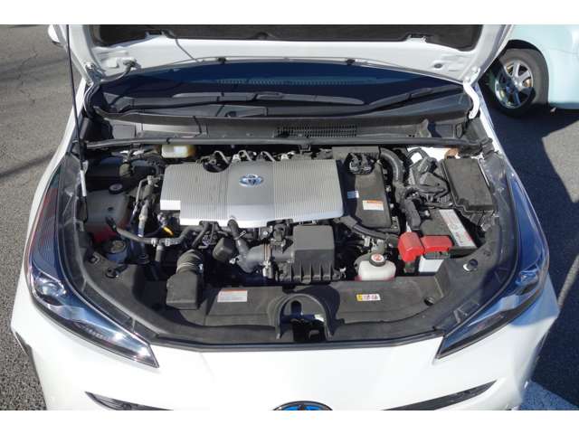 トヨタ プリウス １．８ Ａ ツーリングセレクション R2年 () 99