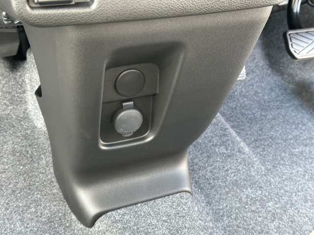 スズキ ワゴンＲ　スマイル ６６０ ハイブリッド Ｘ R5年 (中国) 99