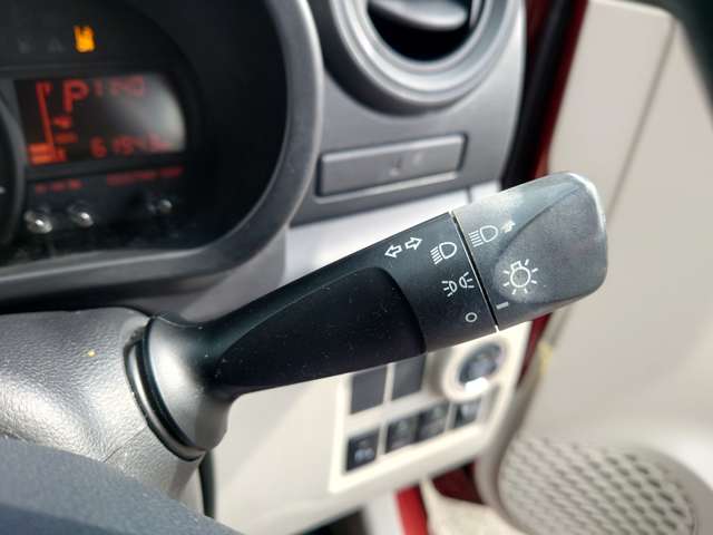 トヨタ パッソ １．０ Ｘ Ｓ R1年 (中国) 99