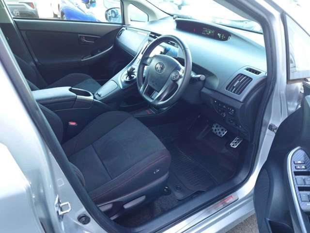 トヨタ プリウス １．８ Ｓ ツーリングセレクション Ｇ'Ｓ H27年 (関東) 99