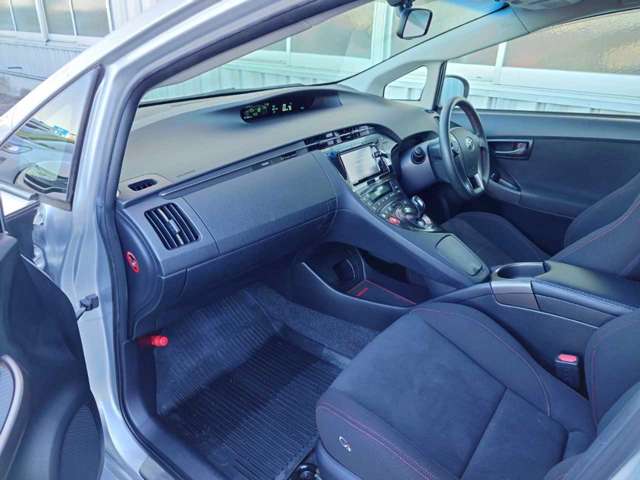 トヨタ プリウス １．８ Ｓ ツーリングセレクション Ｇ'Ｓ H27年 (関東) 99