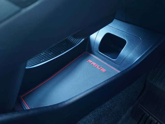 トヨタ プリウス １．８ Ｓ ツーリングセレクション Ｇ'Ｓ H27年 (関東) 99