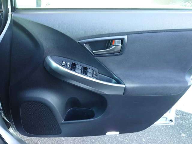 トヨタ プリウス １．８ Ｓ ツーリングセレクション Ｇ'Ｓ H27年 (関東) 99