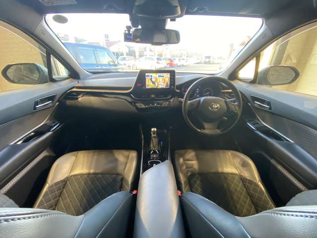 トヨタ Ｃ−ＨＲ ハイブリッド １．８ Ｇ R2年 (九州・沖縄) 99