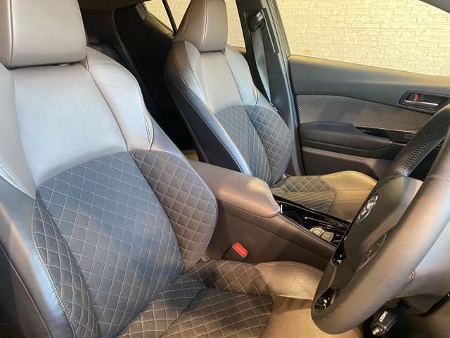 トヨタ Ｃ−ＨＲ ハイブリッド １．８ Ｇ R2年 (九州・沖縄) 99