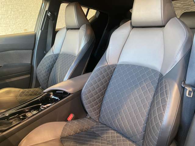 トヨタ Ｃ−ＨＲ ハイブリッド １．８ Ｇ R2年 (九州・沖縄) 99