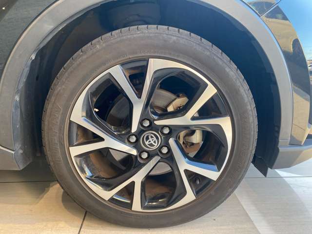 トヨタ Ｃ−ＨＲ ハイブリッド １．８ Ｇ R2年 (九州・沖縄) 99