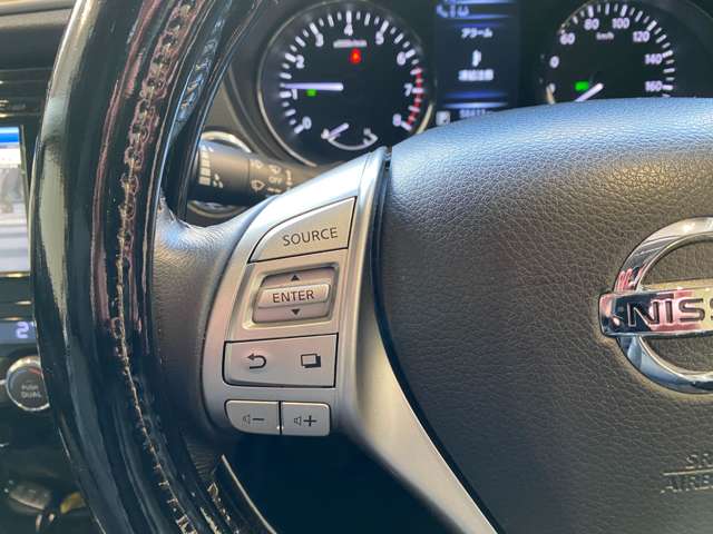 日産 エクストレイル ２．０ ２０Ｘ ブラック エクストリーマーＸ エマージェンシーブレーキ パッケージ ３列車 ４ＷＤ H27年 (九州・沖縄) 99