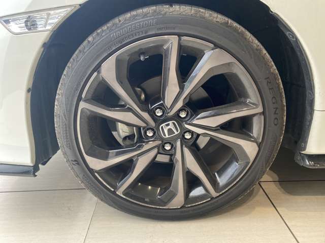 ホンダ シビック １．５ H30年 (九州・沖縄) 99