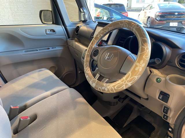 ホンダ Ｎ　ＢＯＸ ６６０ Ｇ Ｌパッケージ H26年 (九州・沖縄) 99