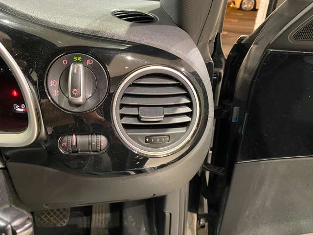 フォルクスワーゲン ザ　ビートル デザイン H27年 (九州・沖縄) 99