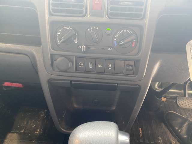 スズキ キャリイトラック ６６０ スーパーキャリイ Ｌ ３方開 ４ＷＤ R2年 (九州・沖縄) 99