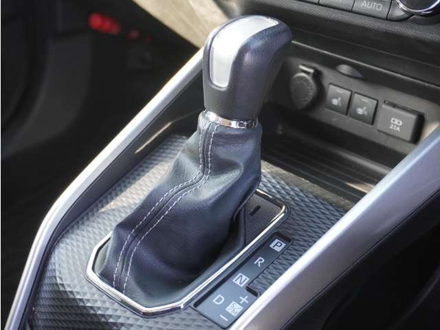 ダイハツ ロッキー １．０ プレミアム R3年 (九州・沖縄) 99