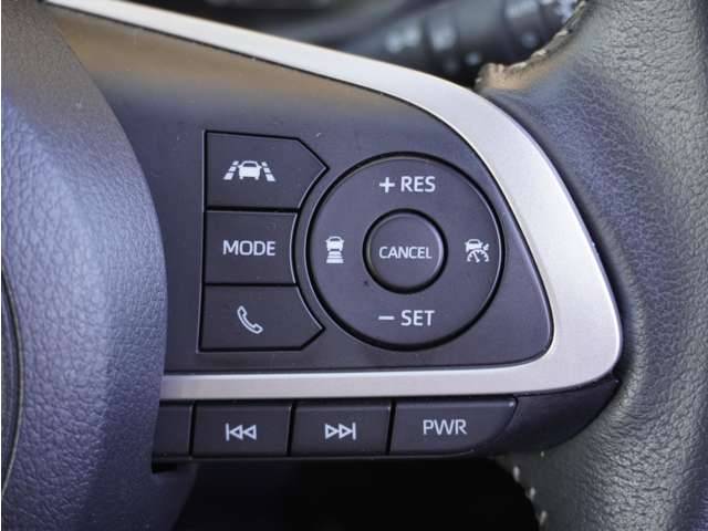 ダイハツ ロッキー １．０ プレミアム R3年 (九州・沖縄) 99