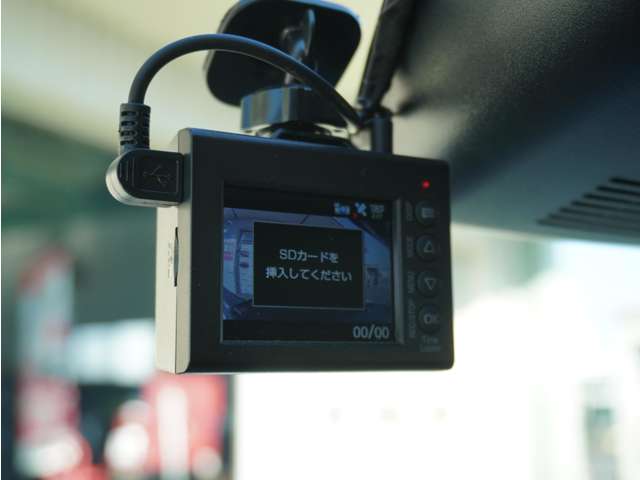 ダイハツ ロッキー １．０ プレミアム R3年 (九州・沖縄) 99