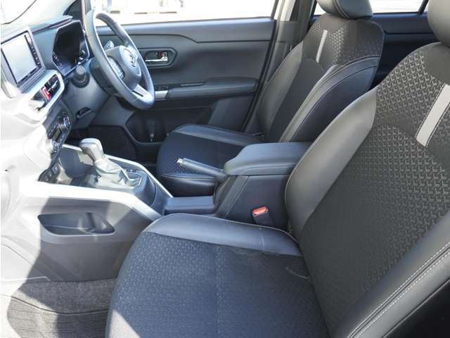 ダイハツ ロッキー １．０ プレミアム R3年 (九州・沖縄) 99