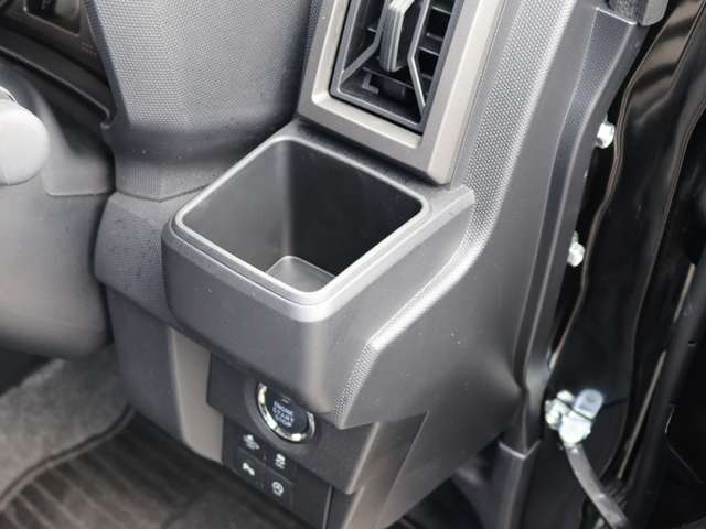 ダイハツ タフト ６６０ Ｇ ダーククロム ベンチャー R5年 (中国) 99