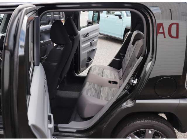 ダイハツ タフト ６６０ Ｇ ダーククロム ベンチャー R5年 (中国) 99