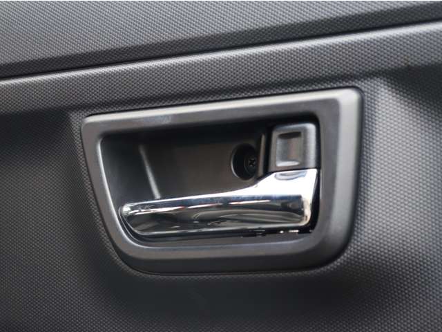 ダイハツ タフト ６６０ Ｇ ダーククロム ベンチャー R5年 (中国) 99